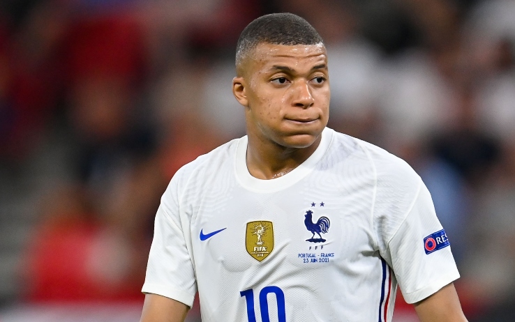 Mbappè, futuro tutto da scrivere: comunicata al Psg la decisione di non rinnovare