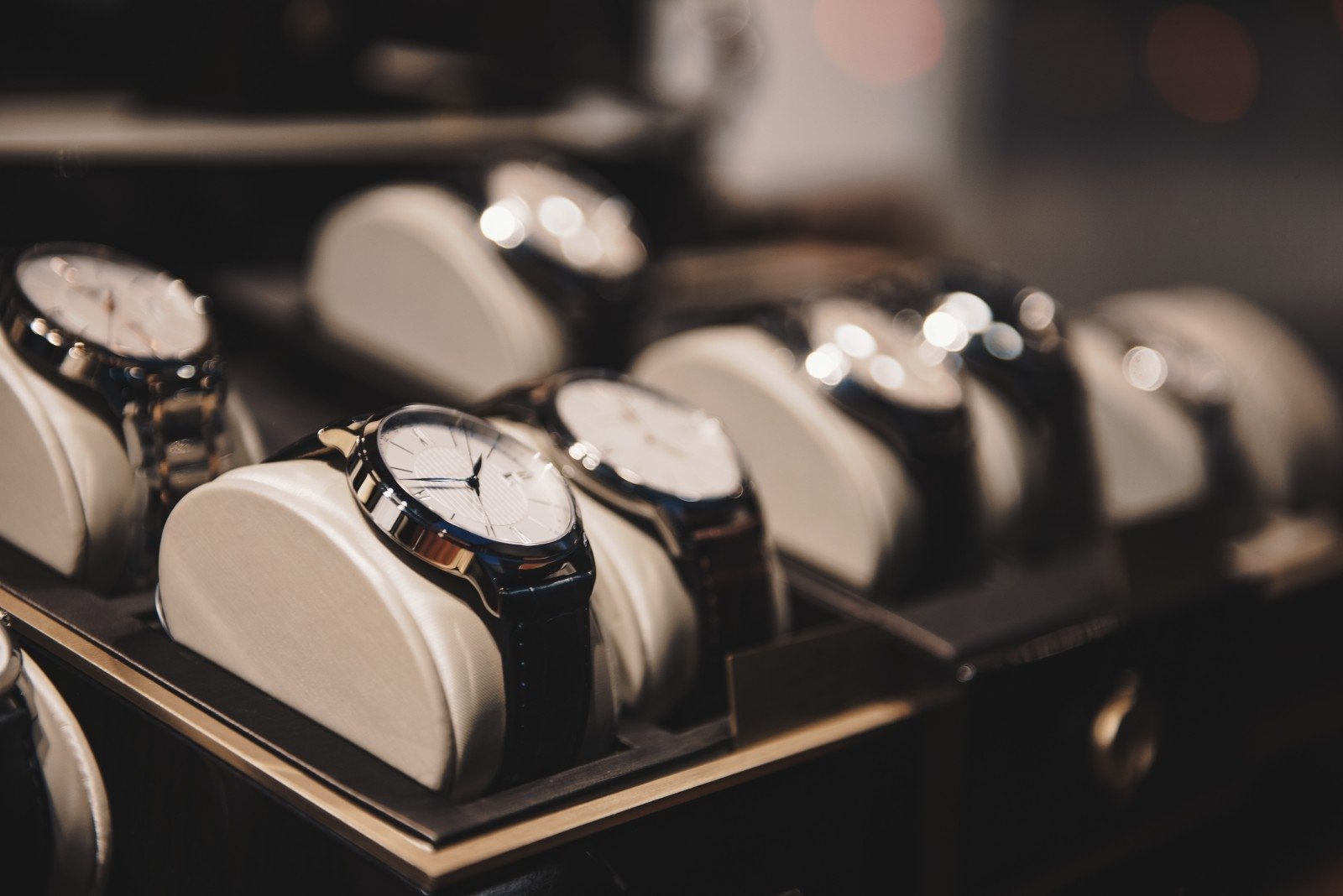 Negozio di orologi di lusso a Roma Negozio di orologi di lusso a Roma
