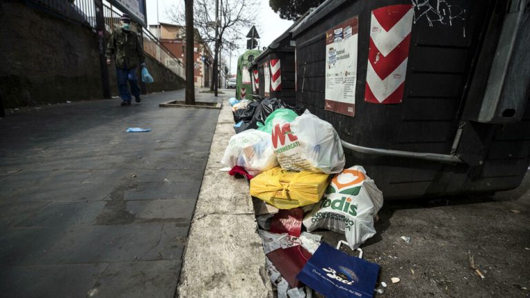 Gestione Tassi dei rifiuti Roma